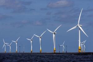 EU thống nhất tăng gần gấp đôi sử dụng năng lượng tái tạo vào năm 2030