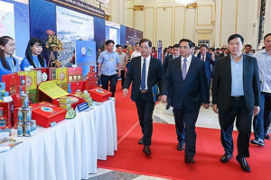 Thủ tướng Phạm Minh Chính dự hội nghị công bố quy hoạch và xúc tiến đầu tư tỉnh Khánh Hòa