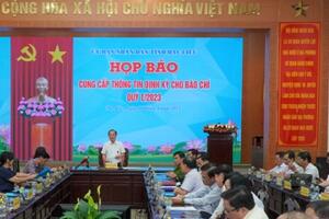 Bạc Liêu yêu cầu gỡ bỏ bảng cấm quay phim, chụp ảnh tại các sở, ngành