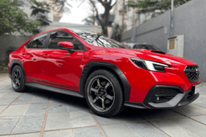 Dù là xe Nhật hiếm, chiếc Subaru WRX chưa chạy hết rốt-đa bán rẻ hơn xe mới 400 triệu đồng, chủ xe còn tặng thêm nhiều đồ hiệu cho người mua