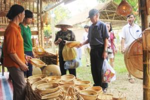 Thừa Thiên Huế: Để làng nghề truyền thống thành điểm đến du lịch
