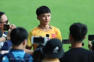 Tiền vệ U22 Việt Nam cảnh giác trước U22 Lào