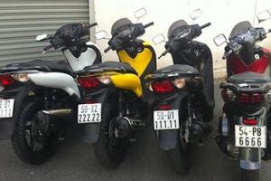 Bộ sưu tập Honda SH giá tiền tỷ với biển số đẹp