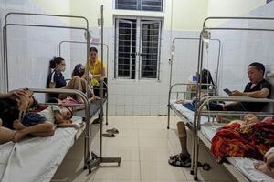 Hơn 50 trẻ mầm non ở Nghệ An bị ngộ độc, nghi do uống sữa chua