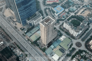Yêu cầu 4 bộ cho ý kiến về 'số phận' tháp nghìn tỉ bỏ hoang của Vicem