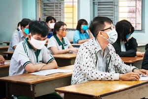 Học phí đại học năm 2023: Có trường tăng gấp đôi năm trước