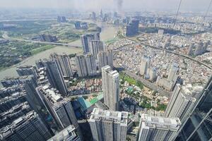 Cần thẳng thắn nhìn nhận thị trường bất động sản vẫn méo mó