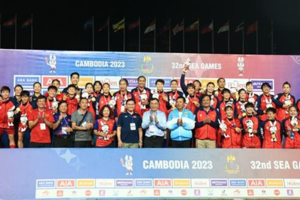 Tuyển nữ Việt Nam nhận thưởng khủng sau tấm HCV SEA Games 32