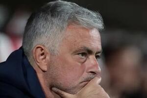 HLV Mourinho khẳng định Roma đã vô địch Europa League