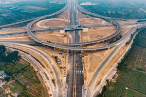 Thay thế kịp thời cán bộ yếu kém, gây nhũng nhiễu trong quản lý đầu tư công