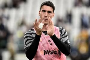 Chelsea chi 76 triệu bảng mua tiền đạo mới