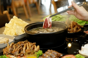 6 sai lầm khi ăn lẩu có thể gây nguy hại cho sức khỏe, nhiều người sai thường xuyên mà không biết