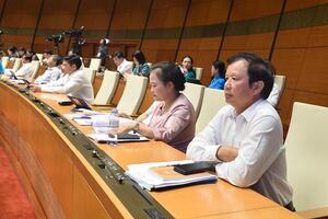 Quốc hội tiến hành họp đợt 2, thông qua nhiều chính sách quan trọng