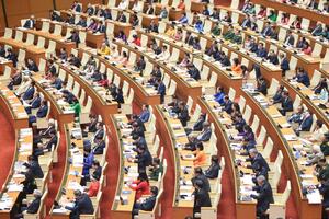 Chiều 20/6, Quốc hội biểu quyết thông qua Luật Bảo vệ quyền lợi người tiêu dùng (sửa đổi)