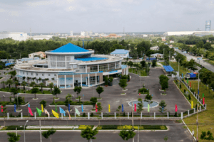 Thị xã có cảng nước sâu lớn nhất Việt Nam sẽ được đề xuất lên thành phố