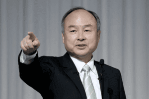 Masayoshi Son dùng ChatGPT mỗi ngày để vận động não, nghĩ ra 600 ý tưởng khác nhau, có hôm trò chuyện đến 3-4 giờ sáng