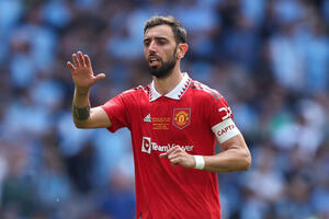 Bruno Fernandes CHÍNH THỨC trở thành đội trưởng Man Utd