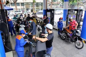 Giá xăng dầu tăng mạnh vào chiều nay?