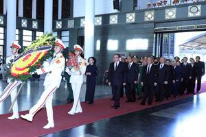 Tổ chức trọng thể lễ tang đồng chí Nguyễn Khánh theo nghi thức cấp nhà nước