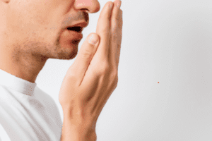 Kiểm tra miệng thấy 4 dấu hiệu nên cẩn thận với bệnh lý gan nhiễm mỡ