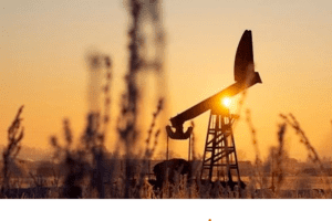 Áp lực vĩ mô xoa dịu nỗi lo nguồn cung, giá dầu khó leo thang