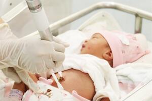 Làm điều này 2 lần/ngày giúp mẹ sau sinh giảm đau, nhanh lành vết thương