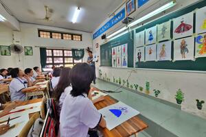 Đến hẹn lại lên, Tp.HCM “đỏ mắt” tìm giáo viên mỹ thuật, âm nhạc