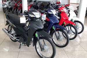 Cận cảnh Honda Wave Alpha 2024 vừa lên kệ Việt Nam, giá từ 18,19 triệu đồng
