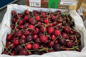 Giá cherry nhập khẩu Mỹ thấp kỷ lục