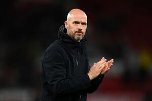 HLV Ten Hag yêu cầu lãnh đạo Man Utd mua thêm cầu thủ