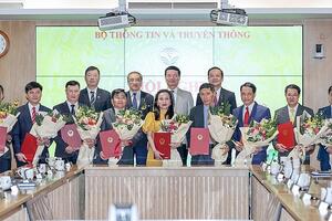 Bà Hoàng Thị Phương Lựu được bổ nhiệm giữ chức Chánh Văn phòng Bộ Thông tin và Truyền thông