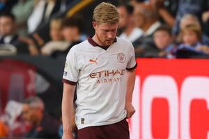 De Bruyne dính chấn thương, nguy cơ nghỉ dài hạn