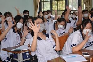 Địa phương nào cấm ép học sinh mua đồng phục?