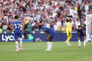 Thua West Ham, Chelsea lập kỷ lục tệ chưa từng có
