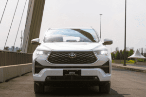 Đại lý báo Toyota Innova 2024 đã về Việt Nam, sắp ra mắt với 2 cấu hình truyền động, giá có thể tới 1,1 tỷ