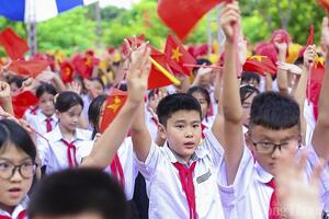Nghệ An: Hơn 1 triệu giáo viên và học sinh hân hoan khai giảng năm học mới