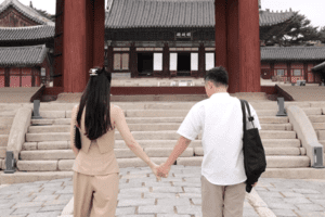 Á hậu Vbiz kết hôn năm 20 tuổi hiếm hoi khoe ảnh bên chồng đại gia, cả 2 giữ 1 nguyên tắc