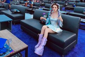 Chiêm ngưỡng đường cong nóng bỏng của hot girl đời đầu sẽ tham gia show Chị đẹp đạp gió rẽ sóng 2023