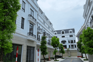 Thanh khoản tăng trở lại nhưng thị trường địa ốc còn rất nhiều khó khăn