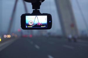 Ô tô cá nhân, xe máy chuyên dụng có thể phải lắp camera giám sát hành trình