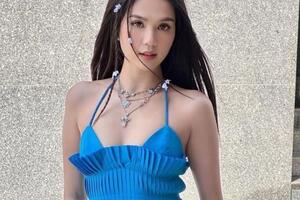 Ngọc Trinh tự tin thả dáng với bikini ở hậu trường, body thế nào qua cam thường?