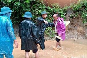 Thanh Hóa: Mưa lớn trên diện rộng, chỉ đạo khẩn sơ tán dân, tuần tra canh gác đê