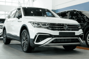 Giá Volkswagen Tiguan chạm đáy mới: Giảm kỷ lục 500 triệu, rẻ ngang Santa Fe và Sorento