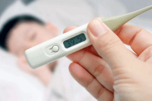 Bị sốt xuất huyết có thể điều trị tại nhà?