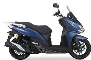 Đối thủ ‘một 9 một 10’ với Honda SH 125i ra mắt với giá bán cực cạnh tranh, thiết kế đẹp tuyệt mỹ
