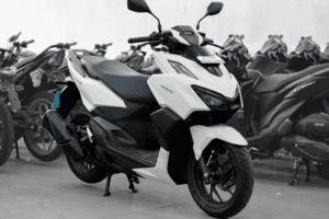 Honda Varion 160 nhận ưu đãi hàng triệu đồng tại đại lý, tặng kèm điện thoại Samsung