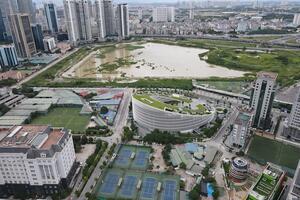 Người dân thận trọng "rót tiền", thị trường bất động sản còn gặp khó