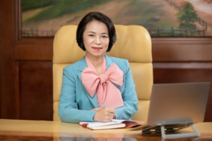 Chân dung người vợ hiếm khi lộ diện của ông Phạm Nhật Vượng: Từ bạn học thành bạn đời, người phụ nữ giàu thứ 3 trên sàn chứng khoán Việt