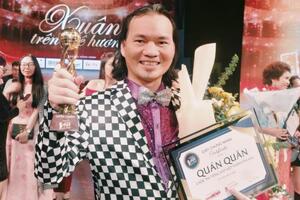 Cựu thành viên nhóm AC&M giành cú đúp giải tại cuộc thi “Tiếng hát Việt toàn cầu”