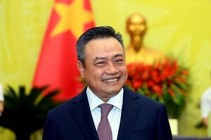 Chủ tịch UBND thành phố Hà Nội nhận thêm nhiệm vụ mới
